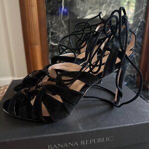 Banana Republic Jenne Black Suede Strappyt Lace Up Heel